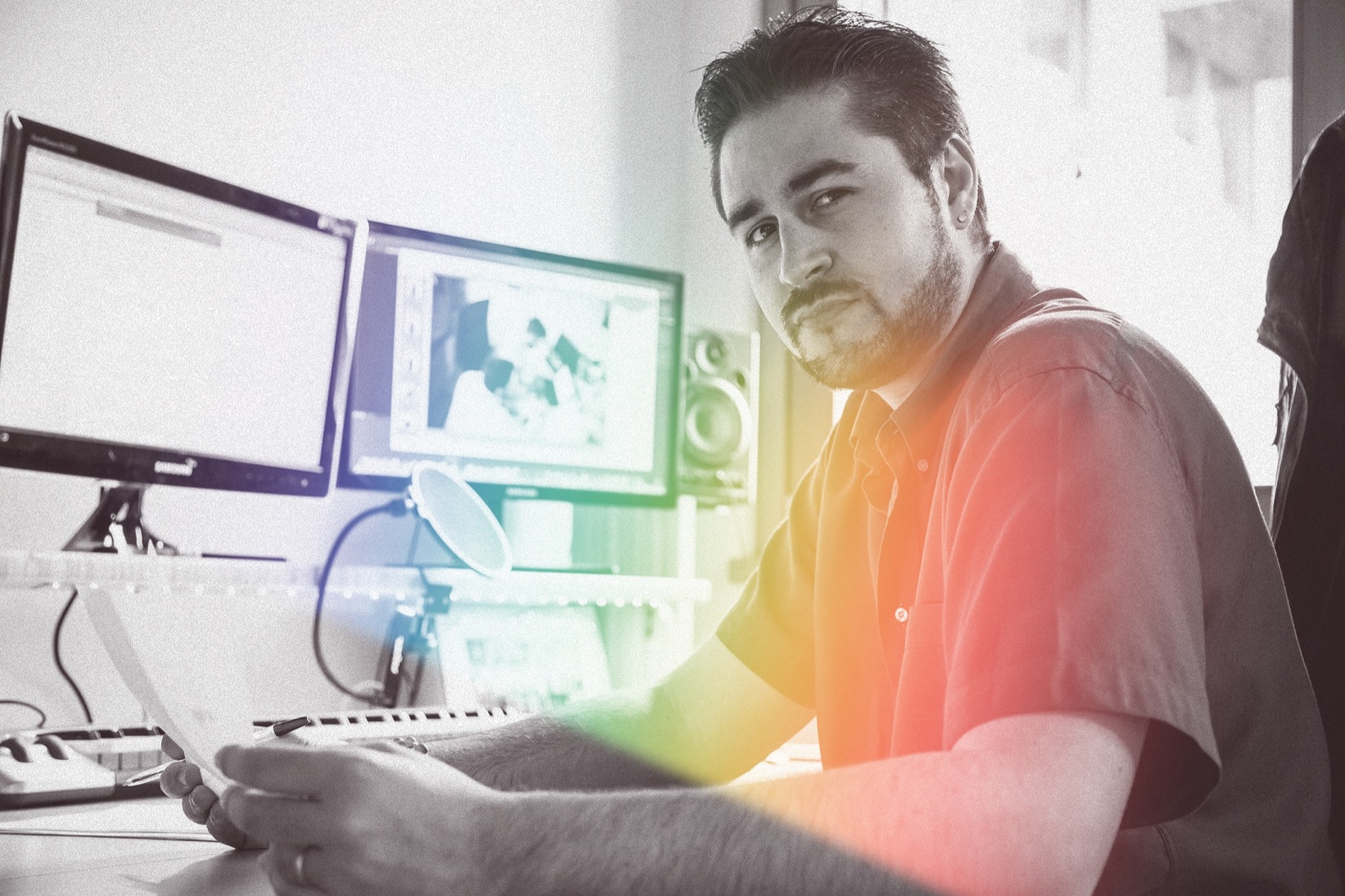 Sessione di direzione creativa e post-produzione